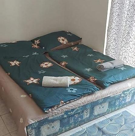 Visszavar-Lak Privat Berlemeny Badacsonytomaj Exterior photo